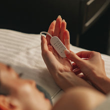 Load image into Gallery viewer, Neck Warming Pillow by CALQS_
